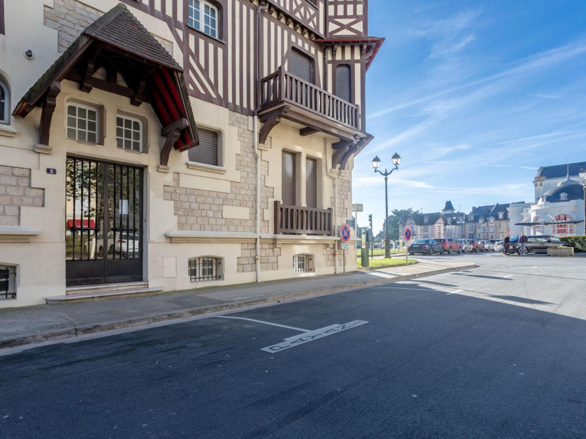 Apartment Le Normandie Home By Interhome Cabourg Exterior foto